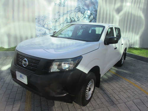Imagen 1 de 11 de Nissan Np300 2018 2.5 Doble Cabina S Pack Seg Mt