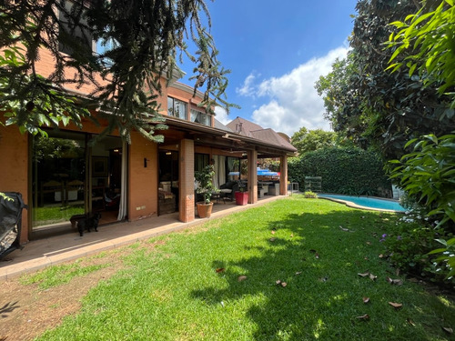 Casa Los Castaños - A Pasos Del Newland