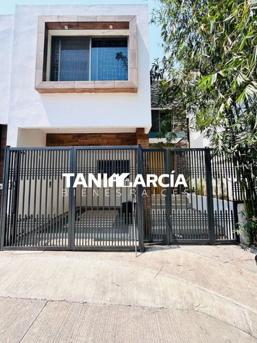 Vendo Moderna Casa Con Excelentes Acabados Fraccionamiento Privado Kiannah