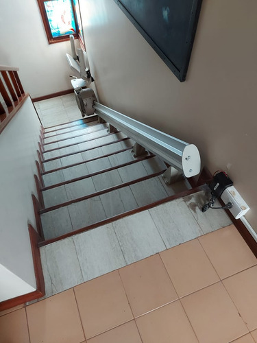 Silla Elevadora Para Escaleras Para Personas Hasta 136kg