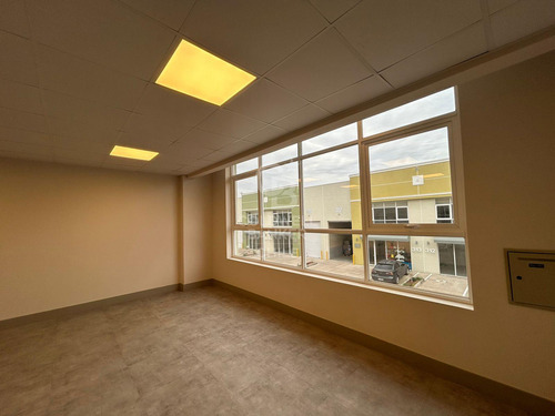 Bodega Con Oficinas Entrega Inmediata