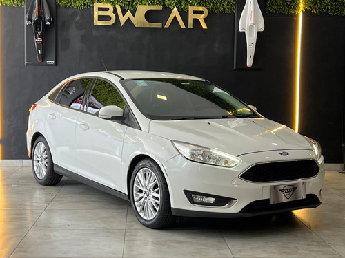 Ford Focus 2.0 SE 16V FLEX 4P POWERSHIFT