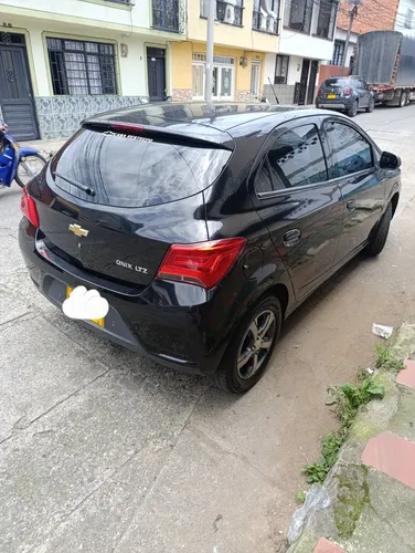 Chevrolet Onix 1.4 Ltz Mecánica