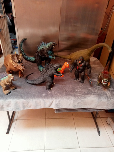 Colección Figuras King Kong Godzilla Y Dinosaurios 
