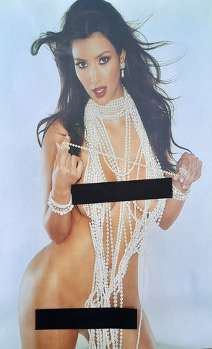Kim Kardashian Desnuda. Póster En Cartulina. (Usado)