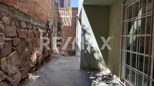 Imagen 26 de 29 de Casa En Renta En Barrio De Analco - (2)