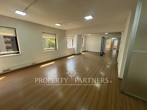 Estupenda Oficina En El Golf. Venta. 200 M2