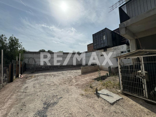 Se Vende Casa Con Gran Terreno En Santa Rosa De Jauregui