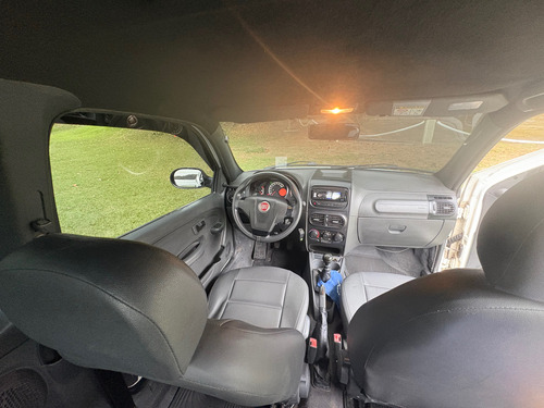 Fiat Strada 1.4 Hard Working Cab. Dupla Flex 3p