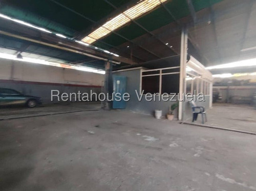 Galpon En Venta Barquisimeto Centro Codigo 2 5 1 7 7 6 5 Mildred Cuenta Con Una Excelente Ubicacion De Facil Acceso A Diferentes Vias, Posee Oficinas Comodas Ideal Para Taller De Mecanica O Lato