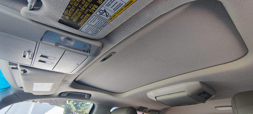 Toyota Sequoia 5.7 Limited V8 At
