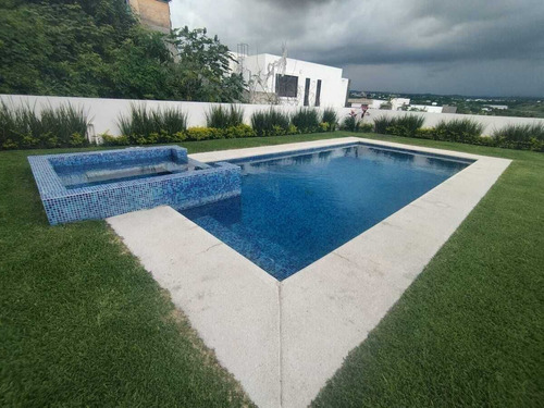 Casa En Venta En Lomas De Cocoyoc