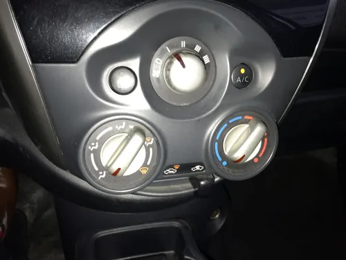 Nissan March 1.6 Advance At