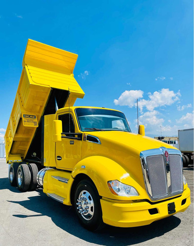 Imagen 2 de 15 de Volteo 14m3 Camion Torton Kenworth T680 2014