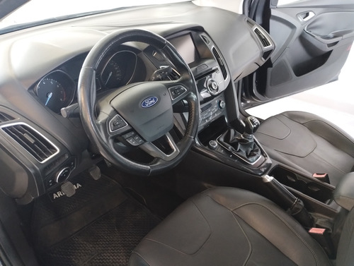 Ford Focus III 2.0 Sedan Titanium Mt