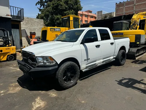 RAM Ram 1500 3.6 Tradesman V6 Crew Cab 4X4