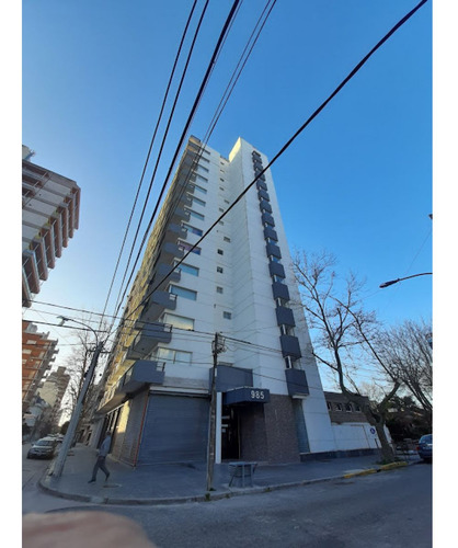 Alquiler Temporario Departamento 3 Ambientes Miramar. Edificio Miralmar