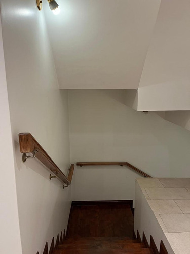 Casa En Inmejorable Zona!!