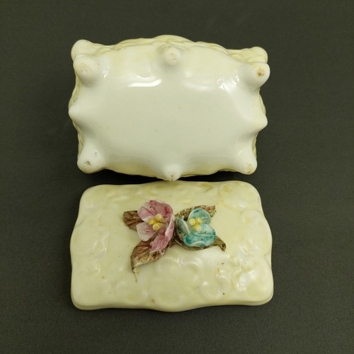 Caixa De Porcelana Porta Jóias Decorada Com Flores Azul (Usado)