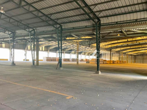 Bodega En Lampa