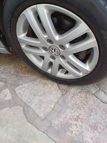 Volkswagen Vento 2.5 Advance 170cv