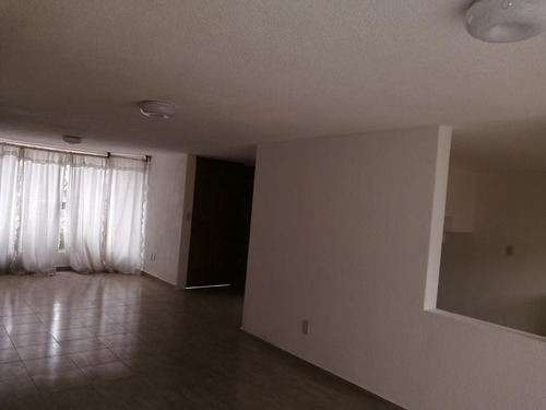 Imagen 5 de 12 de Casa Sola En Renta San Felipe Tlalmimilolpan
