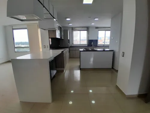 Apartamento En Arriendo En Ciudad Jardín. Cod A11550