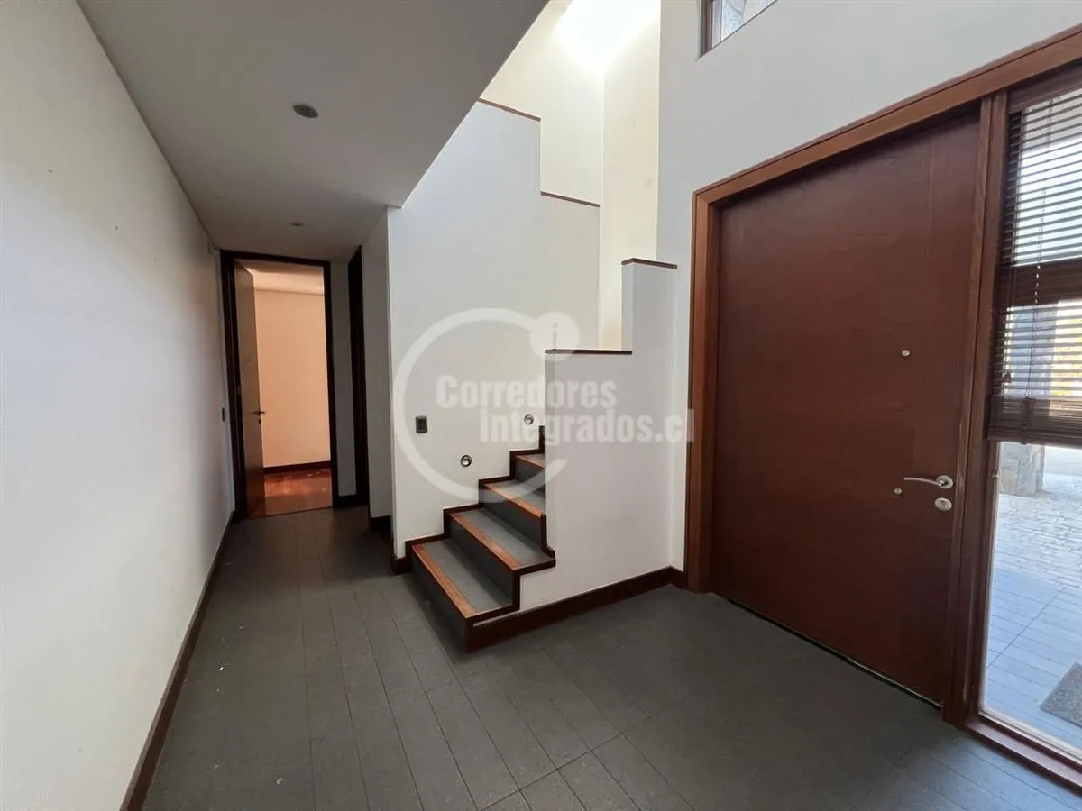 Imagen 5 de 30 de Casa En Venta De 6 Dorm. En Lo Barnechea