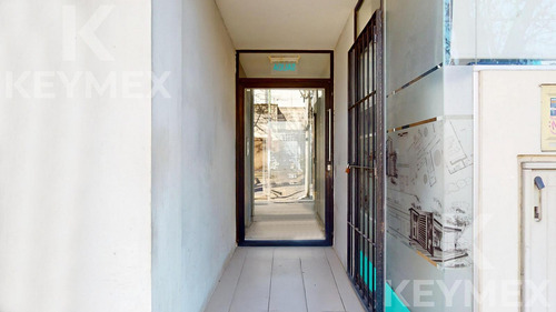 Departamento En Venta De 2 Dormitorios, La Plata