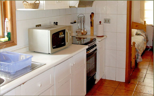 Casa En Arriendo De 4 Dorm. A 200 Mts De Playa De Cachagua