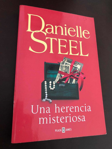 Libro Una Herencia Misteriosa - Danielle Steel - Grande