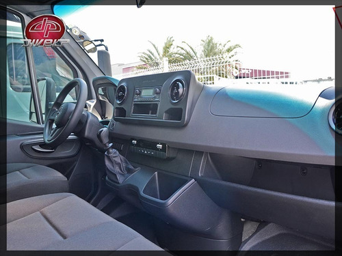 Imagem 10 de 15 de Caminhonete Sprinter 314 Cdi Extra Longa Com Baú 0km
