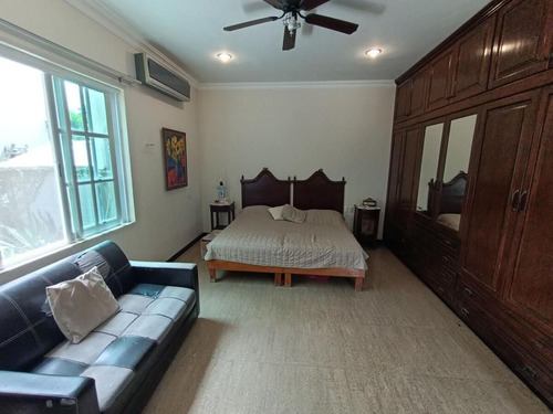 Casa En Lagos Del Sol En Venta
