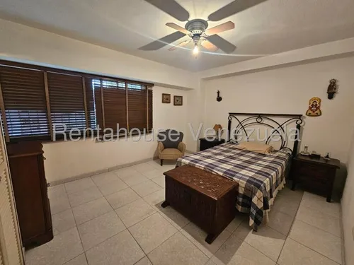 Apartamento La Urbina. Mb