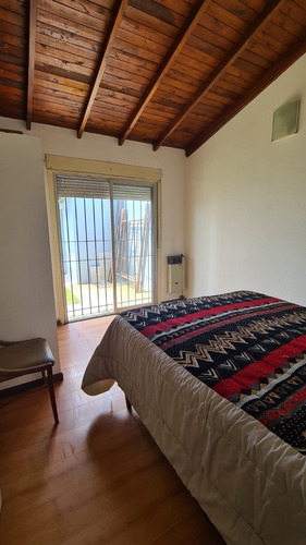 Imagen 2 de 7 de Duplex Frente Al Mar