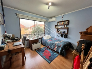 Casa Con Piscina Y Quincho En Condominio