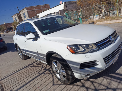 Volkswagen Touareg 3.0 V6 A-v8 T Diesel Paq Multimedia At