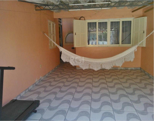 Casa Em Restinga Com 3 Dormitórios - Pj1365