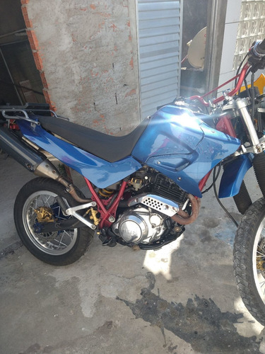 Imagem 1 de 3 de Yamaha Xt 600 E