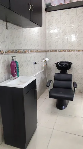 ¡oportunidad Única! Peluquería Acreditada (2 Años) + Arriendo Increíble ($600.000).