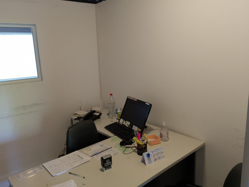 Local Comercial + Depto + Garage. Oportunidad!