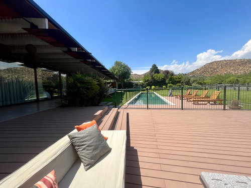 Venta Casa Moderna, Con Orilla Laguna Privada