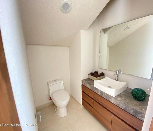 Casa En Venta En San Salvador Tizatlalli Gis 24-1101