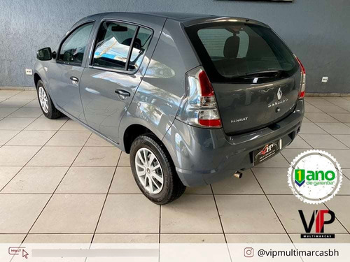 Imagem 2 de 10 de Renault Sandero Expression Hi-flex 1.0 16v 5p Flex 2014
