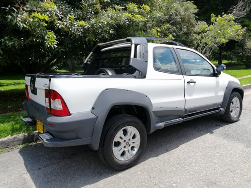 Fiat Strada 2011 Mt