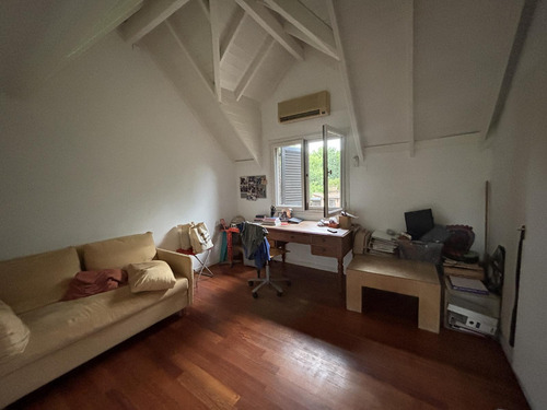 Muy Buena Casa De 4 Dormitorios En Venta El Barrio Cerrado Las Barrancas En Lomas De San Isidro