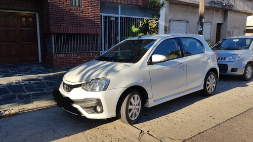 Toyota Etios 1.5 Xls At