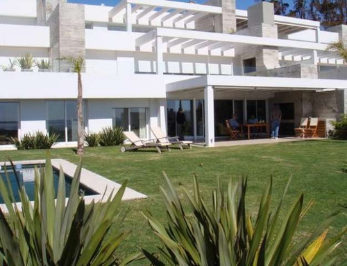 Venta De Apartamento 3 Dormitorios En Lomo De La Ballena