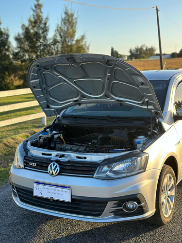 Volkswagen Gol Sedan 1.6 Comfortline 101cv