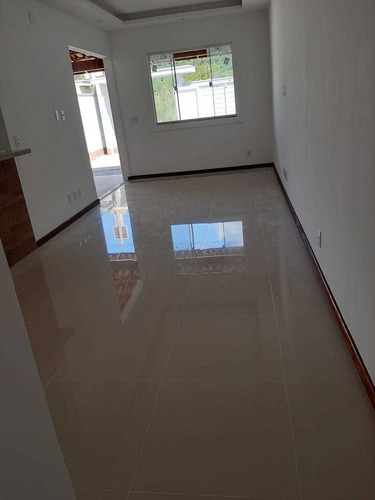 Imagem 9 de 14 de Gam6 Lindíssimas Casas Com Quintal Em Itaipuaçú !!!!